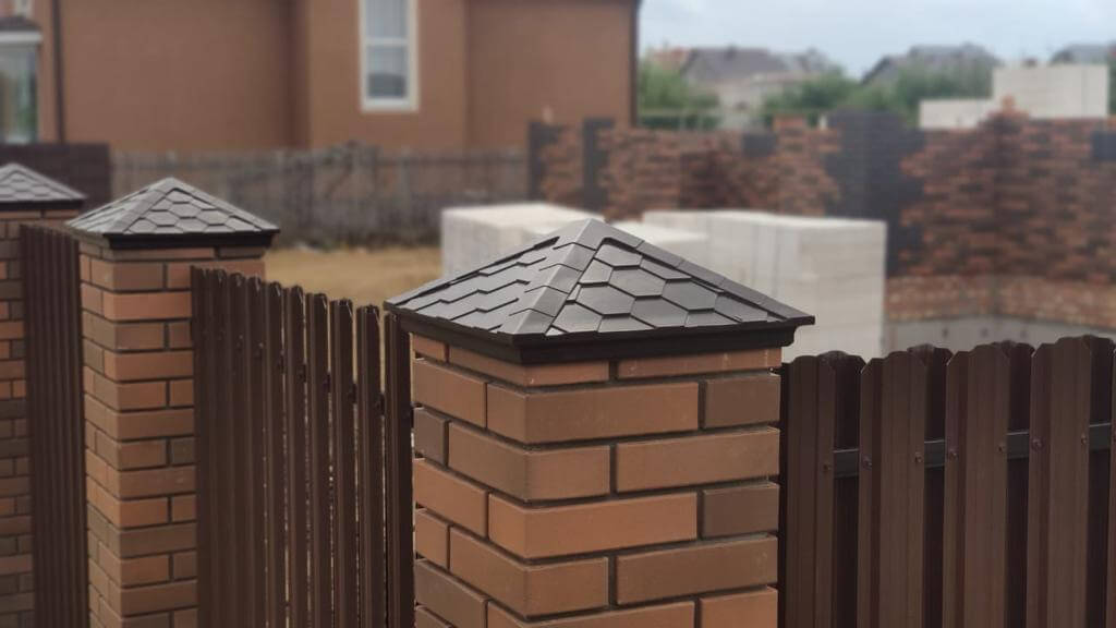 Колпак Zking Эверест Коричневый на столб 1.5х1.5 кирпича (390х390мм) в Джанкое фото